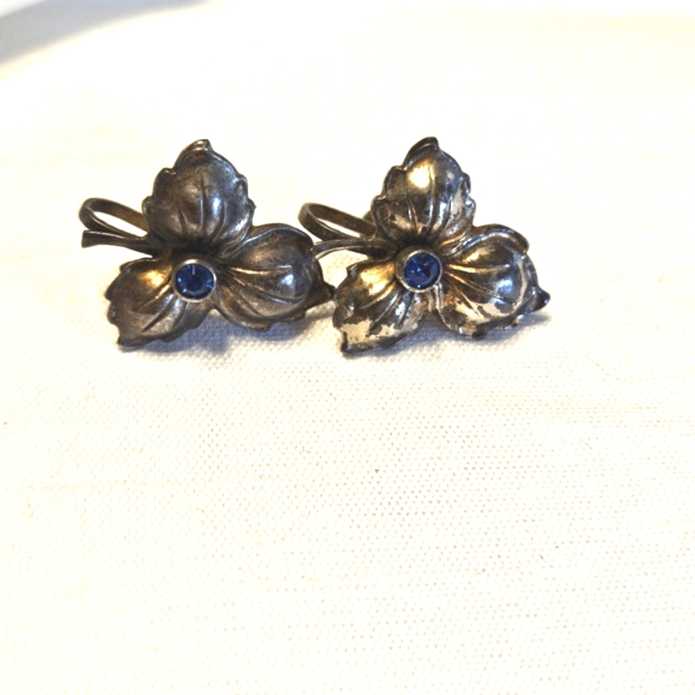 Vintage Sterling Silver with Blue Rhinestone Leaf Screw Back Earrings